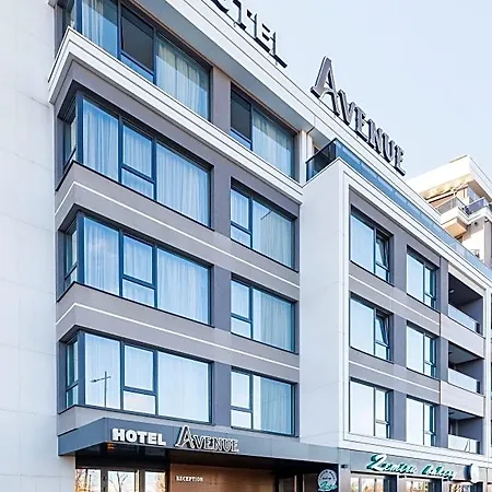 Avenue 4*